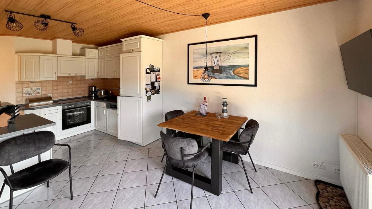 Ferienwohnung Am Sonnenstrahl Dorum-Neufeld Esterno foto